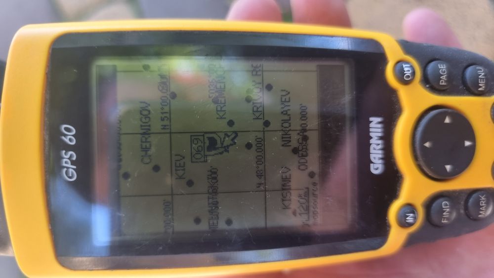 Продам GPS garmin