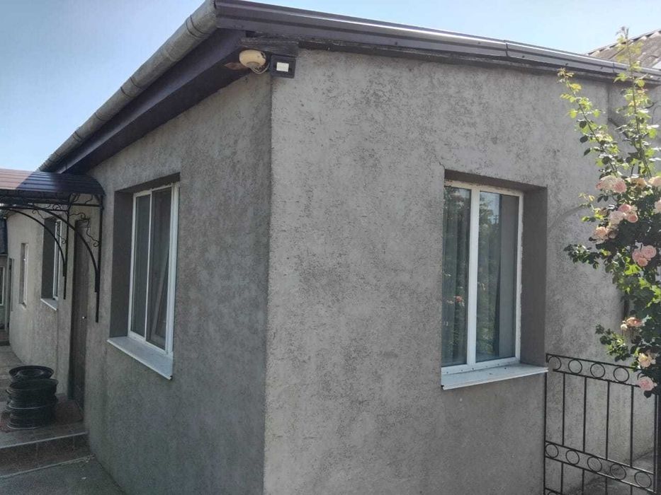 Приватний будинок