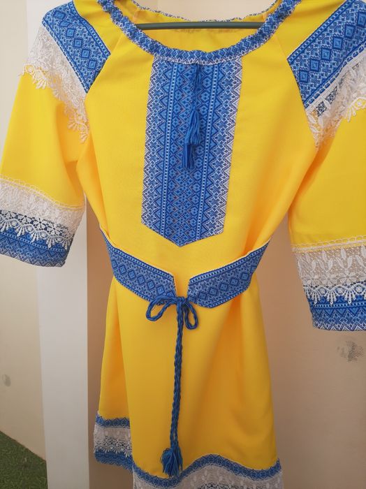 Жіноча сукня вишиванка