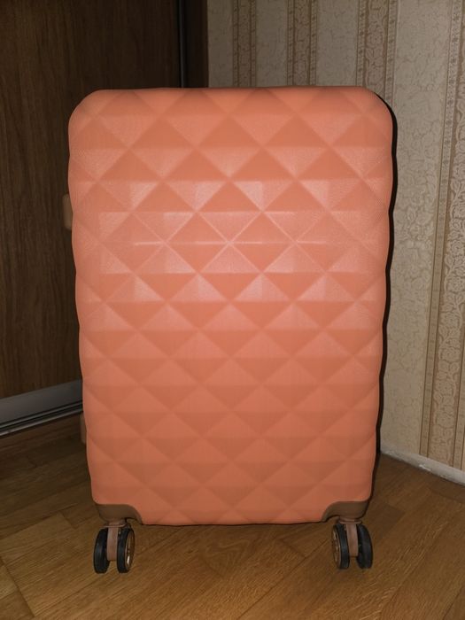 Чемодан валіза L 87л