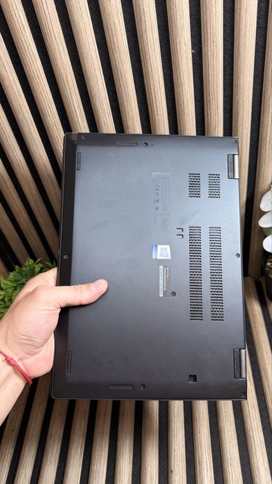 Продам Ноутбук Lenovo ThinkPad X390 Yoga / i5-8365U / 16GB DDR4 / 256GB M.2 SSD / Full HD