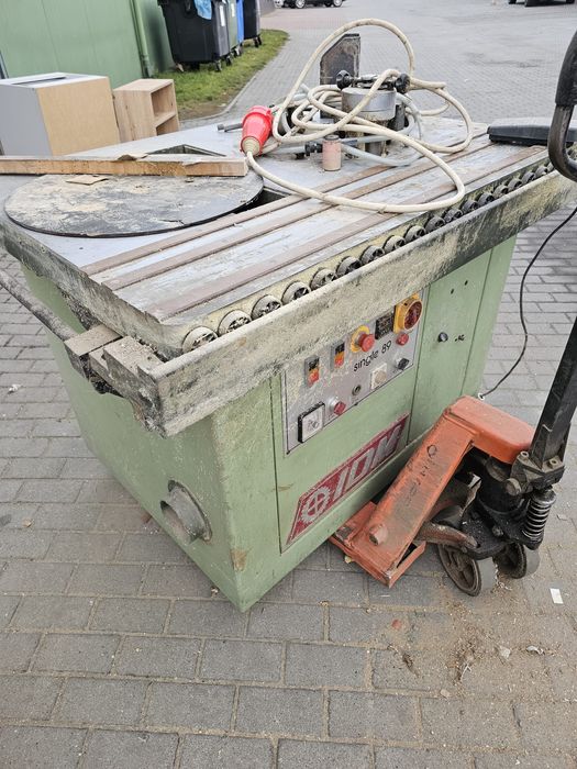 Okleiniarka krzywoliniowa