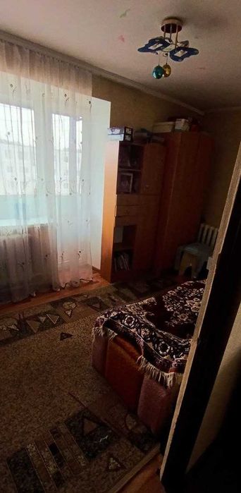 Продам квартиру 2-х кімнатну 39,7 м², 5 поверх, стан жилий