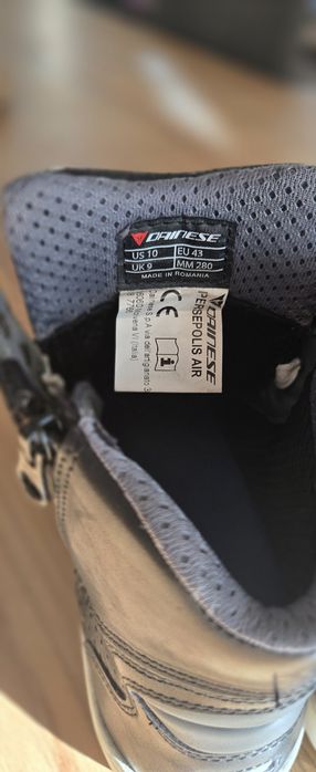Botas mota pretas pela Dainese