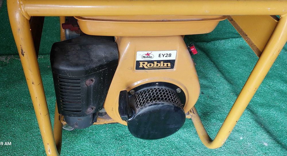 Gerador elétrico monofásico 4 KW Robin EY28