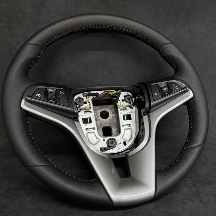 Перетяжка обмін продаж керма Chevrolet Cruze Aveo Malibu Camaro Captiva Eguinox руль шевролє перешивка