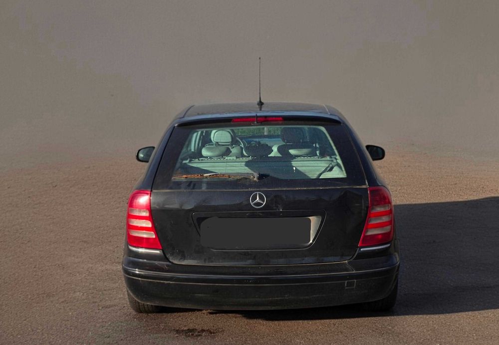 Carrinha Mercedes C220 Avantgarde Ano 2005 Mafra