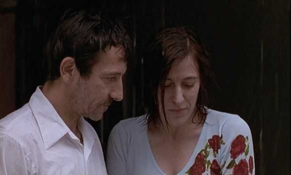 É MAIS FÁCIL UM CAMELO... (Valeria Bruni Tedeschi/Chiara Mastroianni)