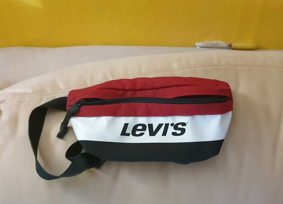 Nerka saszetka Levis