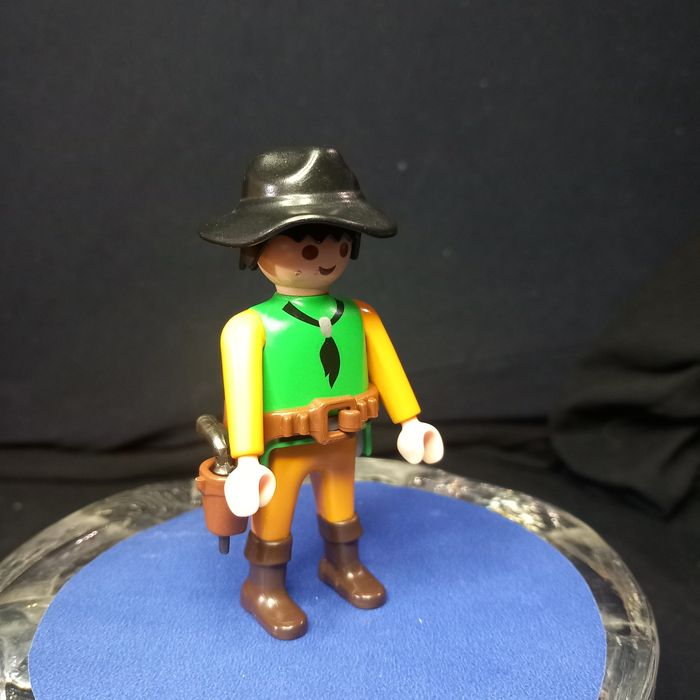 Playmobil boneco cowboy