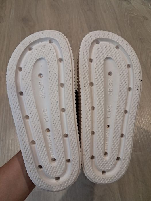 Новые кроксы 38-39 размер, кросівки з колесами, ролики рожеві