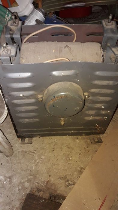 Продам стабилизатори времен ссср.