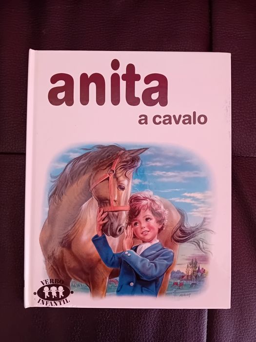 Livros da colecção Anita