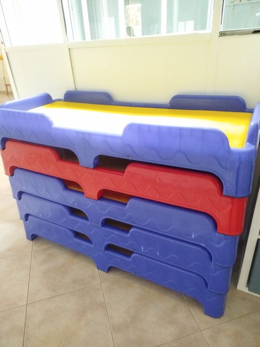 Vende se cama infantil de creche
