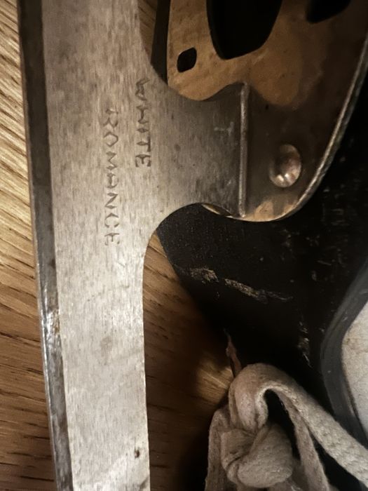 Łyżwy figurowe rozmiar 38 (24 cm)