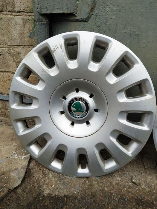 Оригинальные Колпаки Skoda R16 3U0601147C MHB