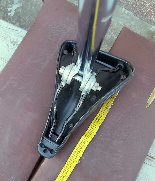 Седло Сиденье от  велосипеда б.у