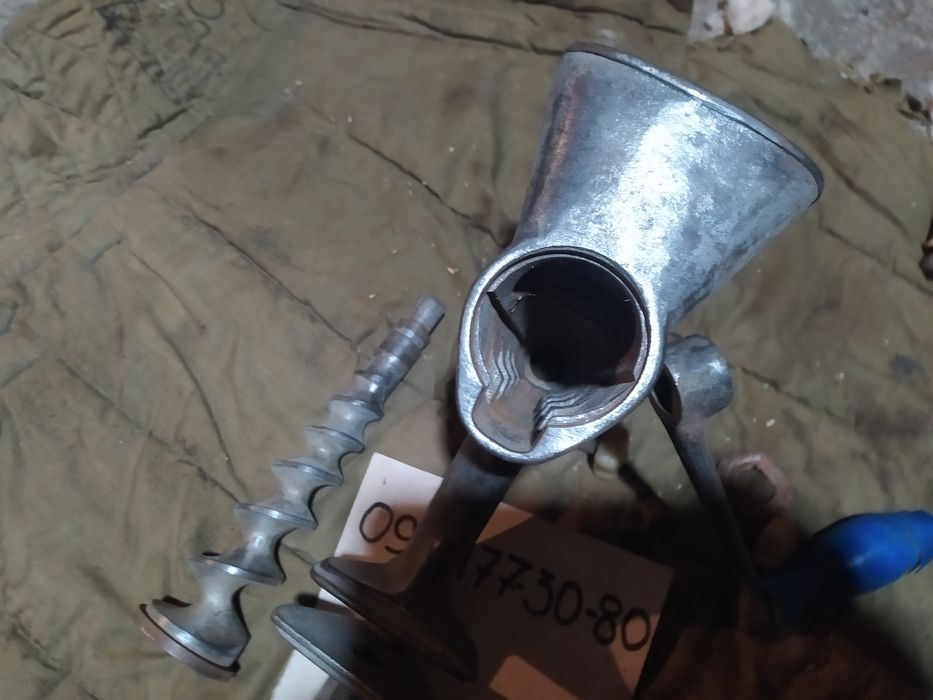 Соковыжималка сеточка,кастрюли 15+20л.