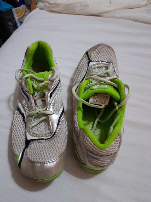 Used Track Running Shoes428501073438320642