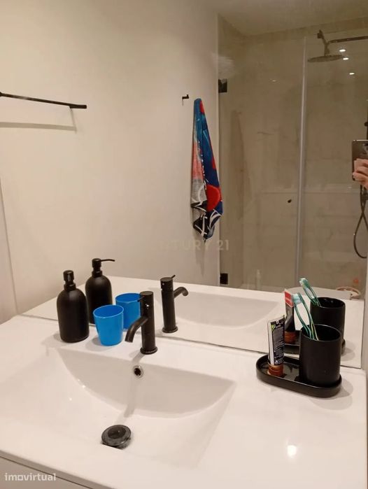 T2 - Oportunidade em Beja: Apartamento Totalmente Remodelado no 6º And
