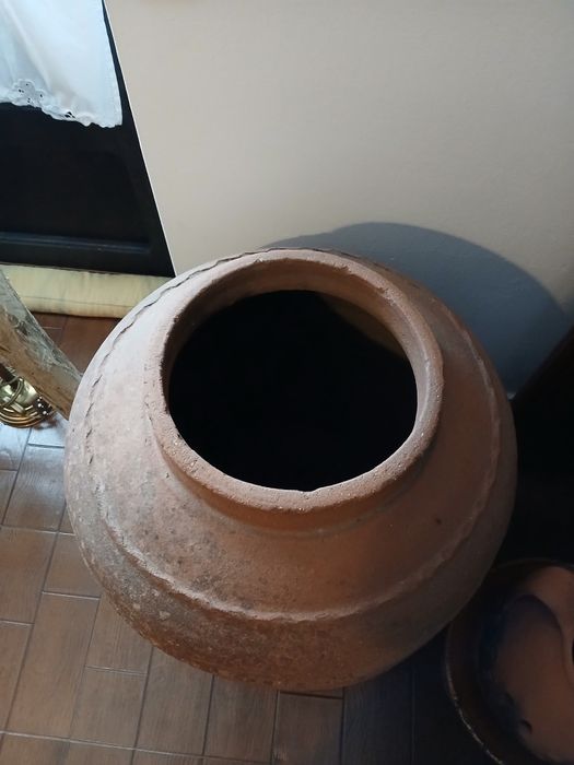 Talha de barro antigo