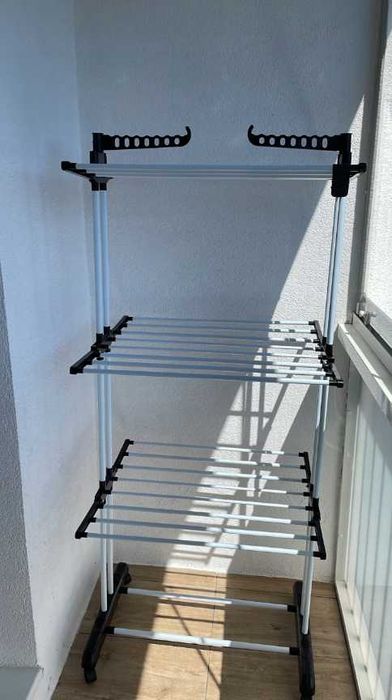 Duża Mocna Suszarka Na Pranie Składana Pionowa Stojąca Czarna Biała