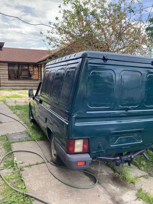 Продам машину срочно