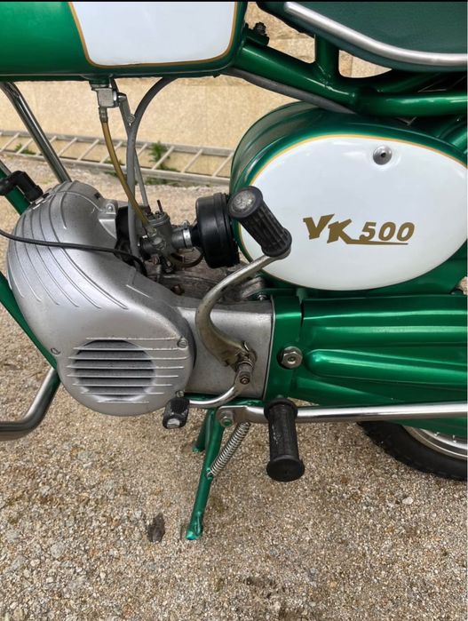 Motorizada restaurada Mopede