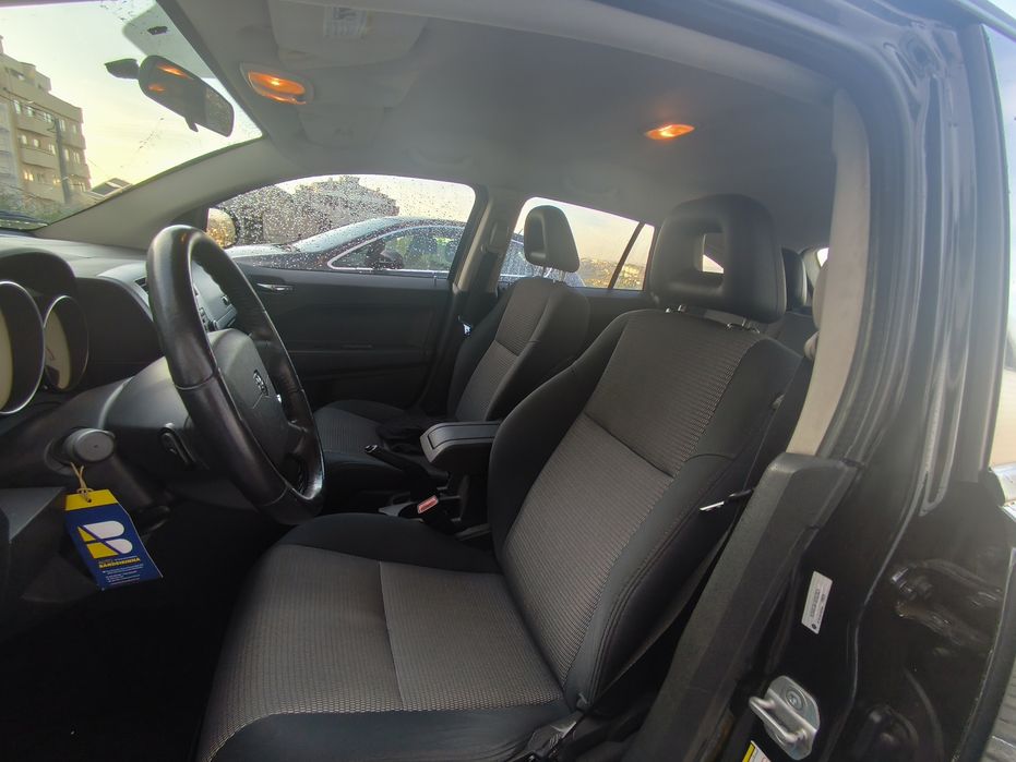 Dodge Caliber — fotografia 5