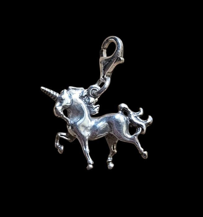 Srebrna zawieszka jednorożec, próba 925