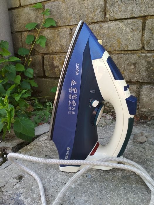 Утюг ракета Vitek VT-1235DB