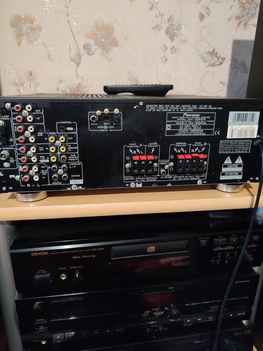 Ресивер pioneerVSX-609RDS.