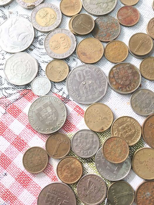 Moedas e notas antigas