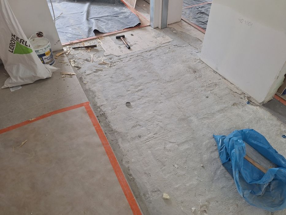 Usuwanie subitu szlifowanie  posadzki