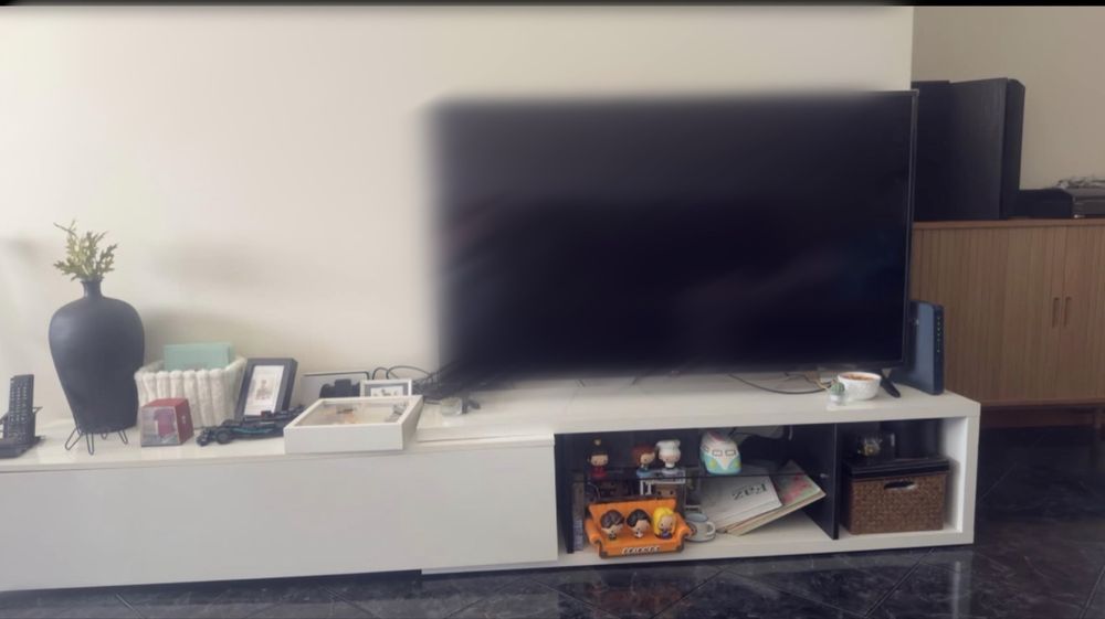 Vendo movel tv + vitrine CONFORAMA