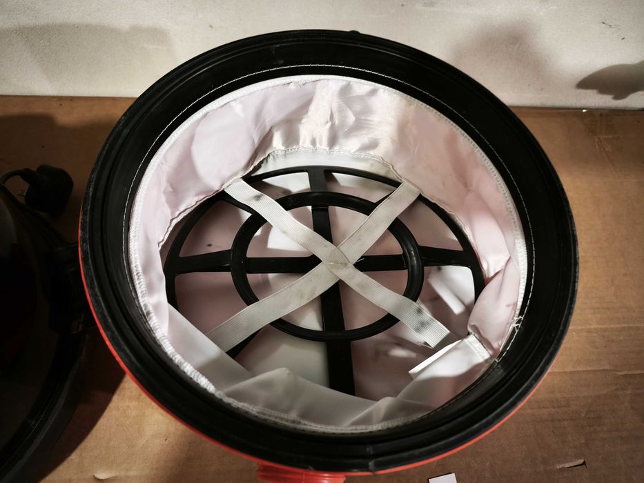 Numatic Henry HVR200 – odkurzacz workowy P3-28