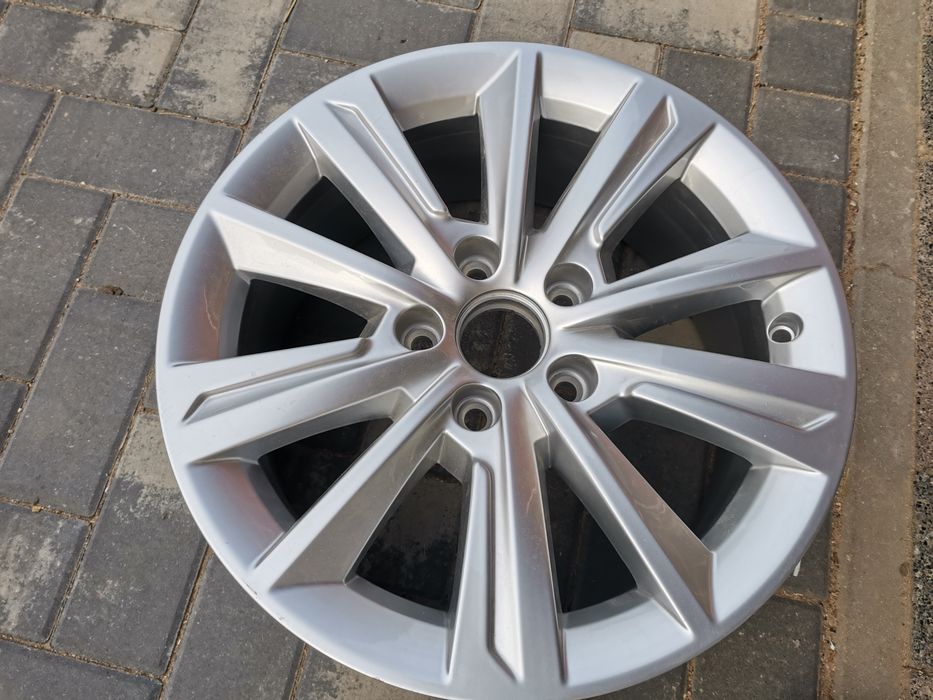 Felga SEAT Alhambra VW Sharan 6,5Jx16H2 5x112 ET33