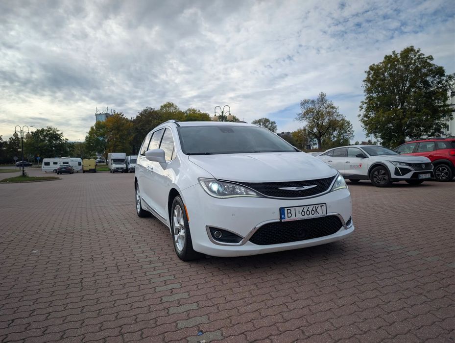 Chrysler Pacifica