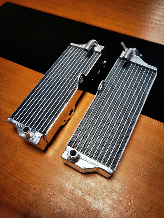 Radiador de aluminio para HUSQVARNA WR/CR 125/250/300/360 2000-2011