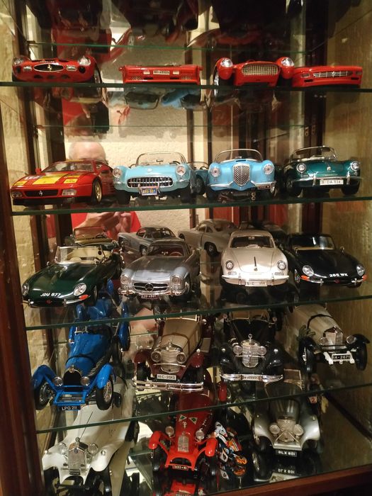 Carros Burago escala 1:18