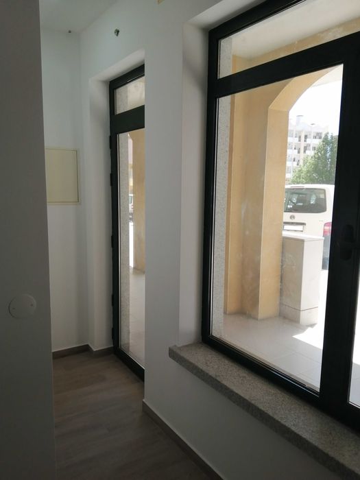 Escritório / Gabinete / Loja