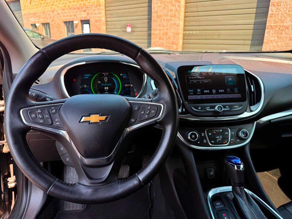 Chevrolet Volt Premier      2017