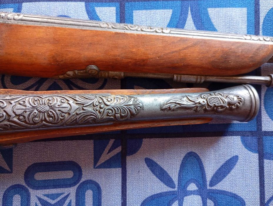 Pistolas Decorativas Antigas