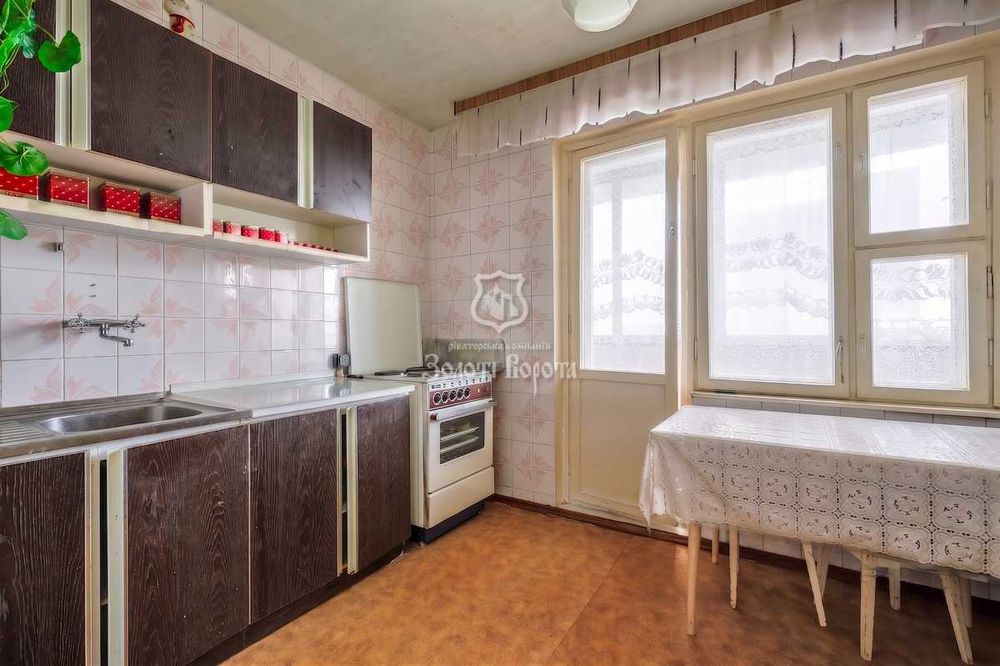 Квартира, 3к. Під ремонт. Здолбунівська, 5а, Позняки, Дарницький район