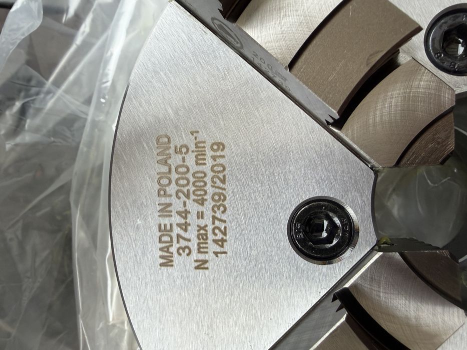 UCHWYT TOKARSKI Bison 3744- 200- 5