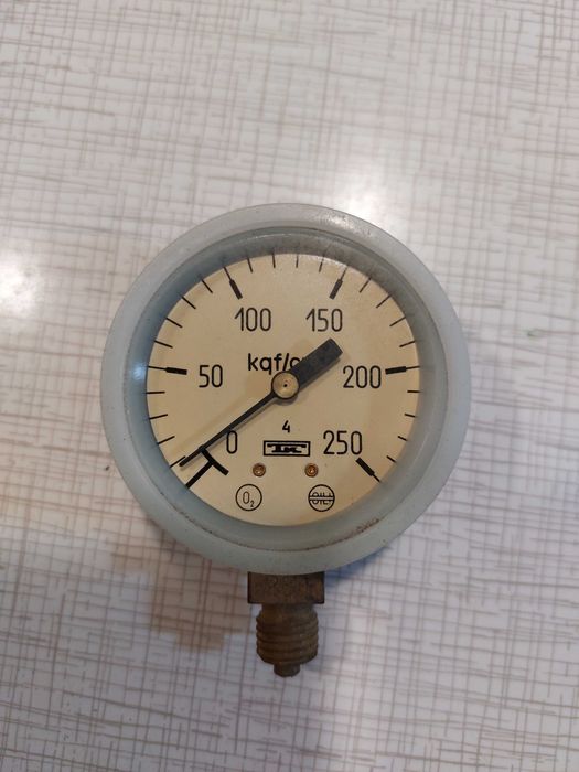 Манометри МТП-1М, ТМ2 та Кисневий 250 кгс.