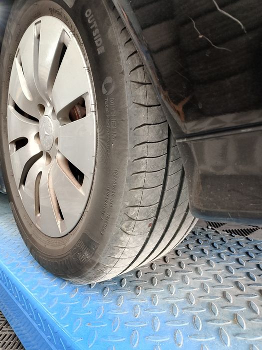 Mercedes C220  Classic troco por Carrinha