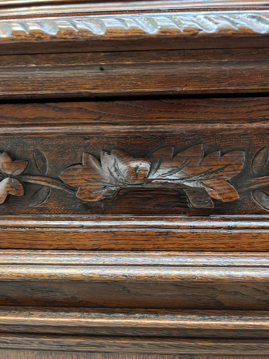 Kredens dębowy stylowy