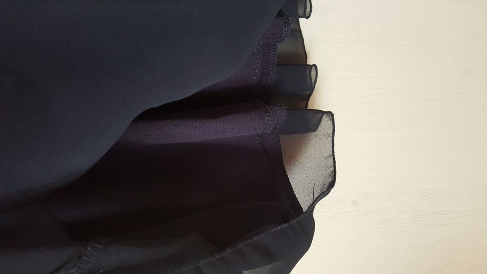 Sukienka Club L London koronka tiul r. 36