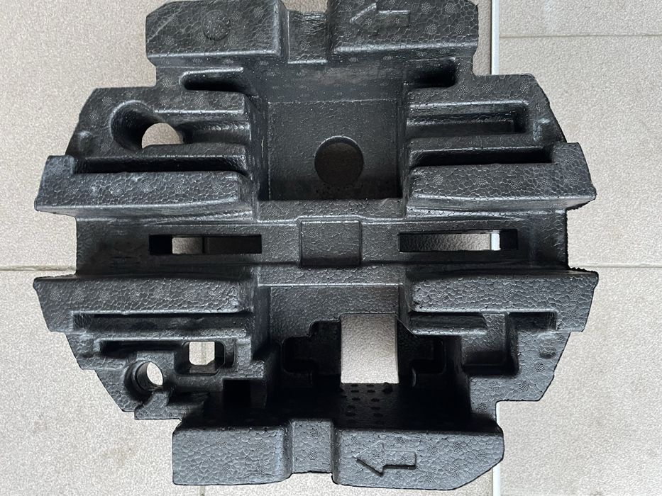 Органайзер для авто для домкрата і ключів, вставка в запаску.